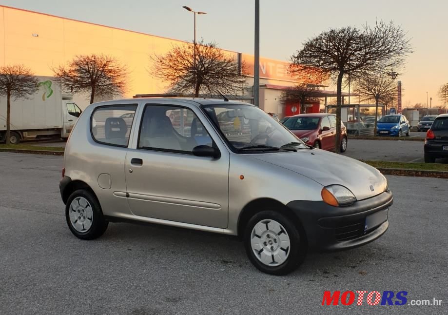 2000' Fiat Seicento Young 900 photo #6