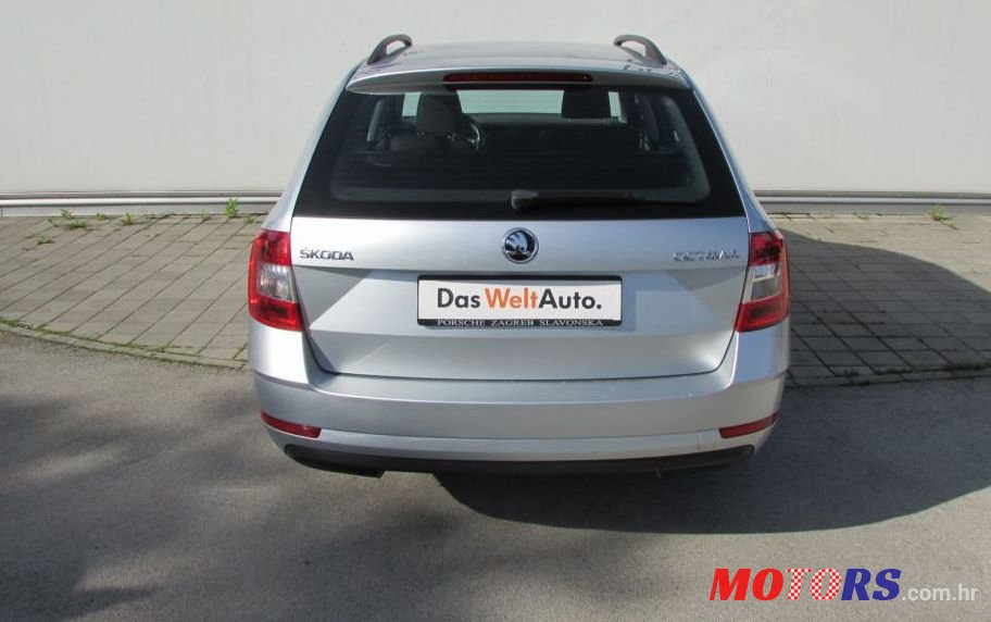 2017' Skoda Octavia Combi photo #4