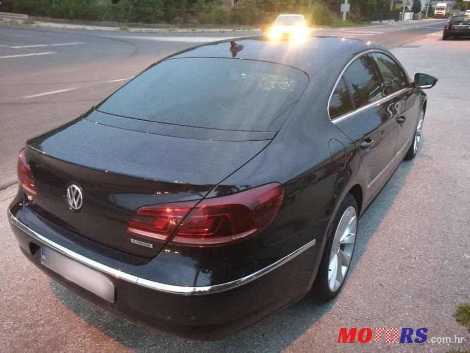 2014' Volkswagen Passat 2,0 Tdi Bmt photo #3