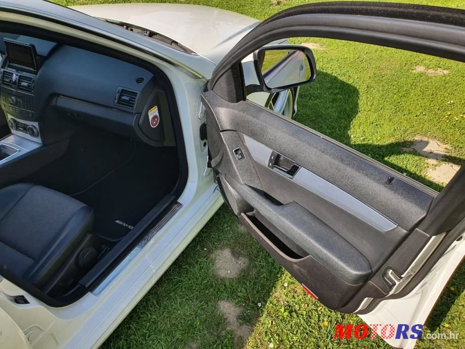 2008' Mercedes-Benz C-Klasa 220 Cdi T photo #4