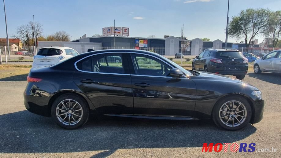 2016' Alfa Romeo Giulia 2,2 Jtd photo #6