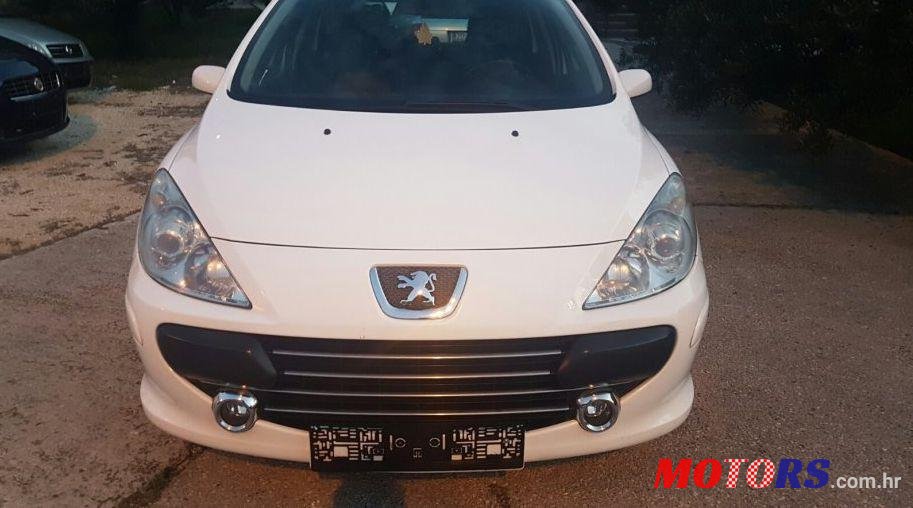 2008' Peugeot 307 Sw 1,6 16V Hdi photo #4