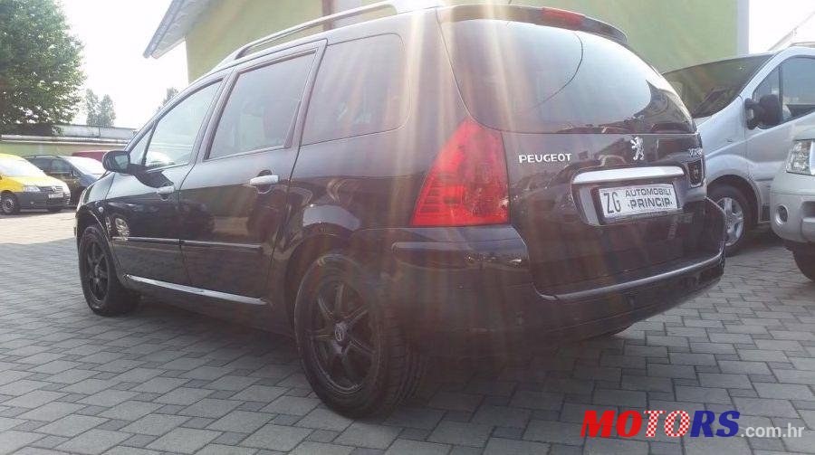 2006' Peugeot 307 Sw photo #2