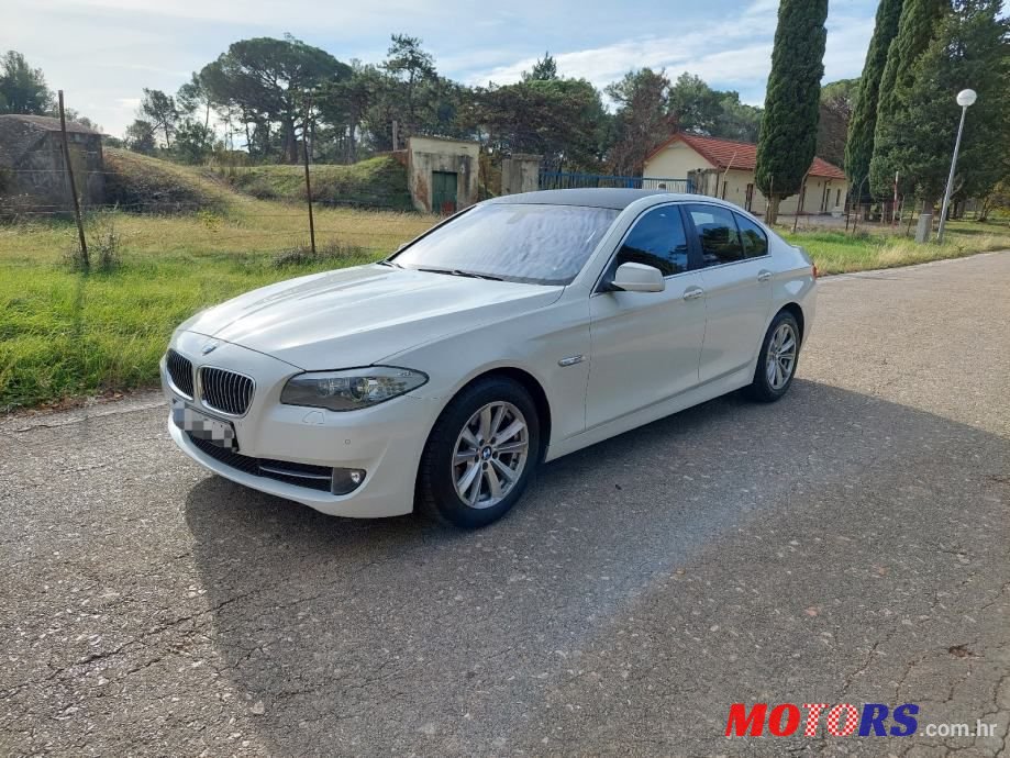 2011' BMW Serija 5 520D photo #2