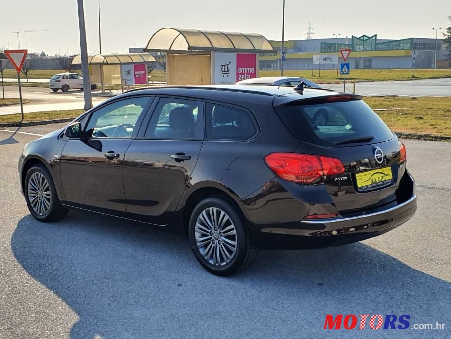 2014' Opel Astra 1.6 Cdti photo #4
