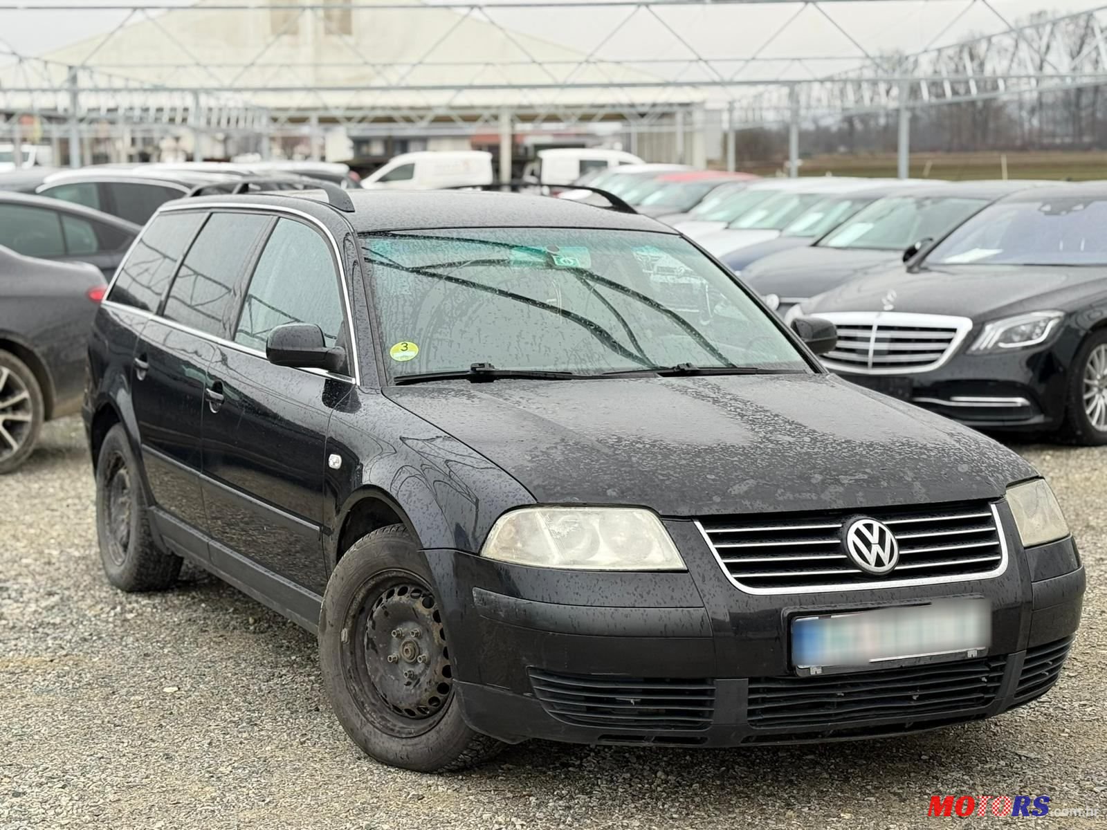 2003' Volkswagen Passat Variant photo #1
