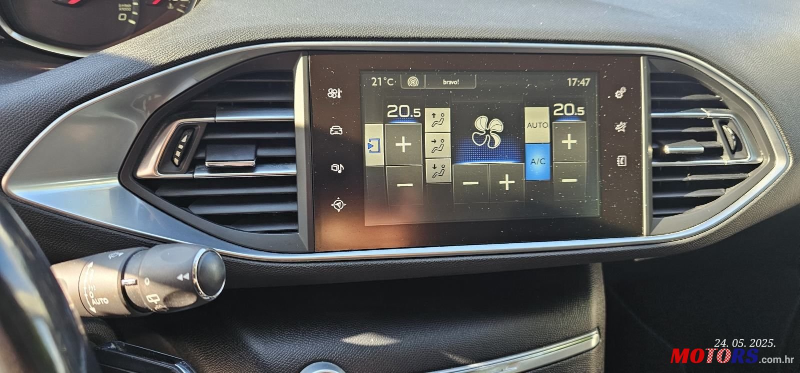 2014' Peugeot 308 Sw photo #6