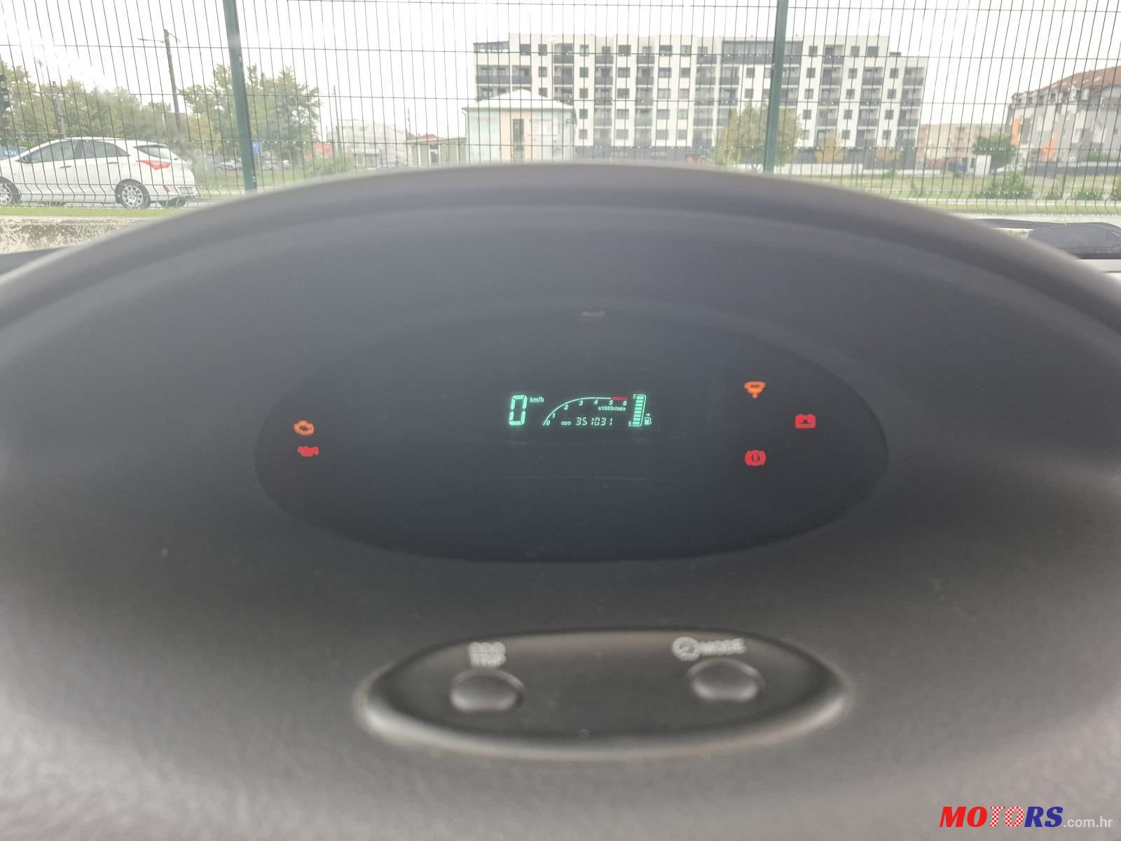 2005' Toyota Yaris 1,4 D-4D photo #2