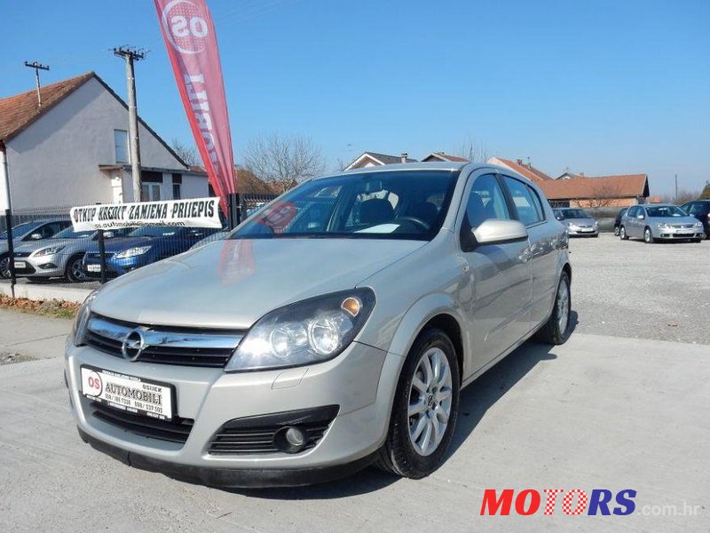 2006' Opel Astra 1,7 Cdti photo #1