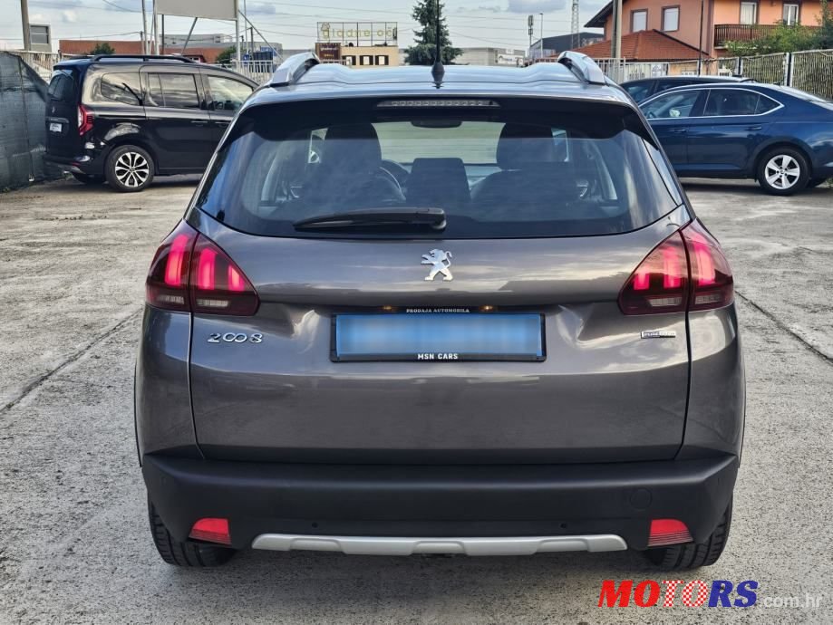 2017' Peugeot 2008 1,2 photo #3