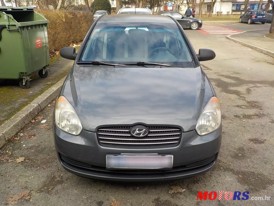 2007' Hyundai Accent photo #3