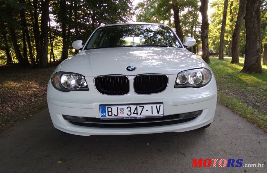 2009' BMW Serija 1 116D photo #6