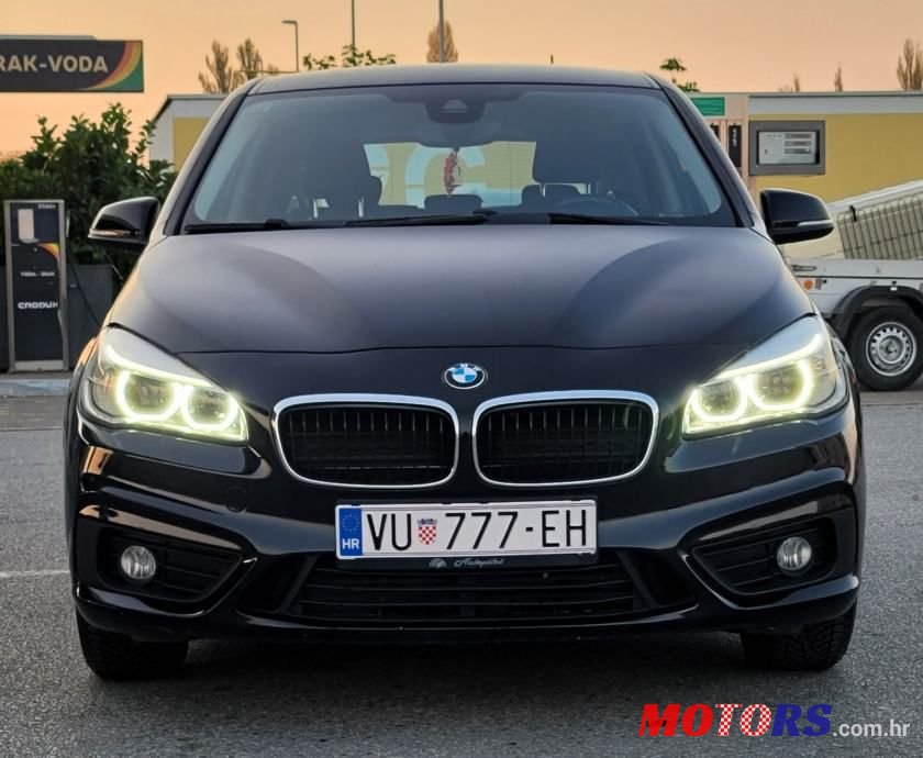 2015' BMW Serija 2 218D photo #2