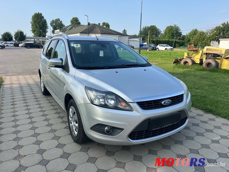 2008' Ford Focus Karavan photo #1