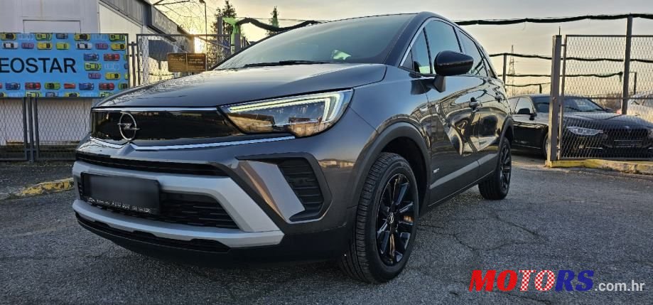 2022' Opel Crossland 1,5 D photo #2