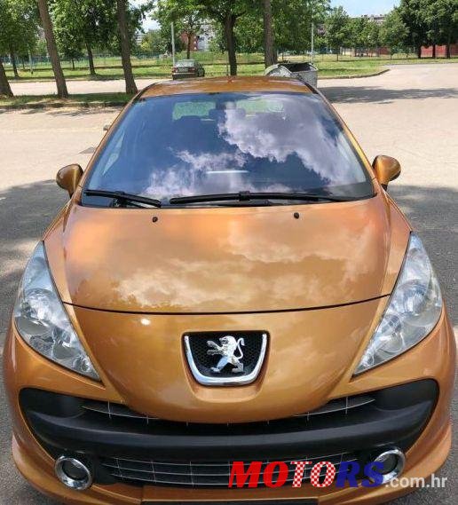 2008' Peugeot 207 1,6 16V Vti photo #1