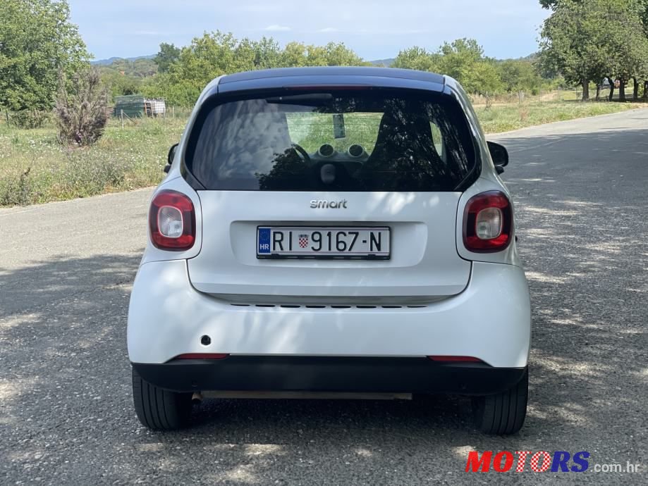 2015' Smart Fortwo photo #4