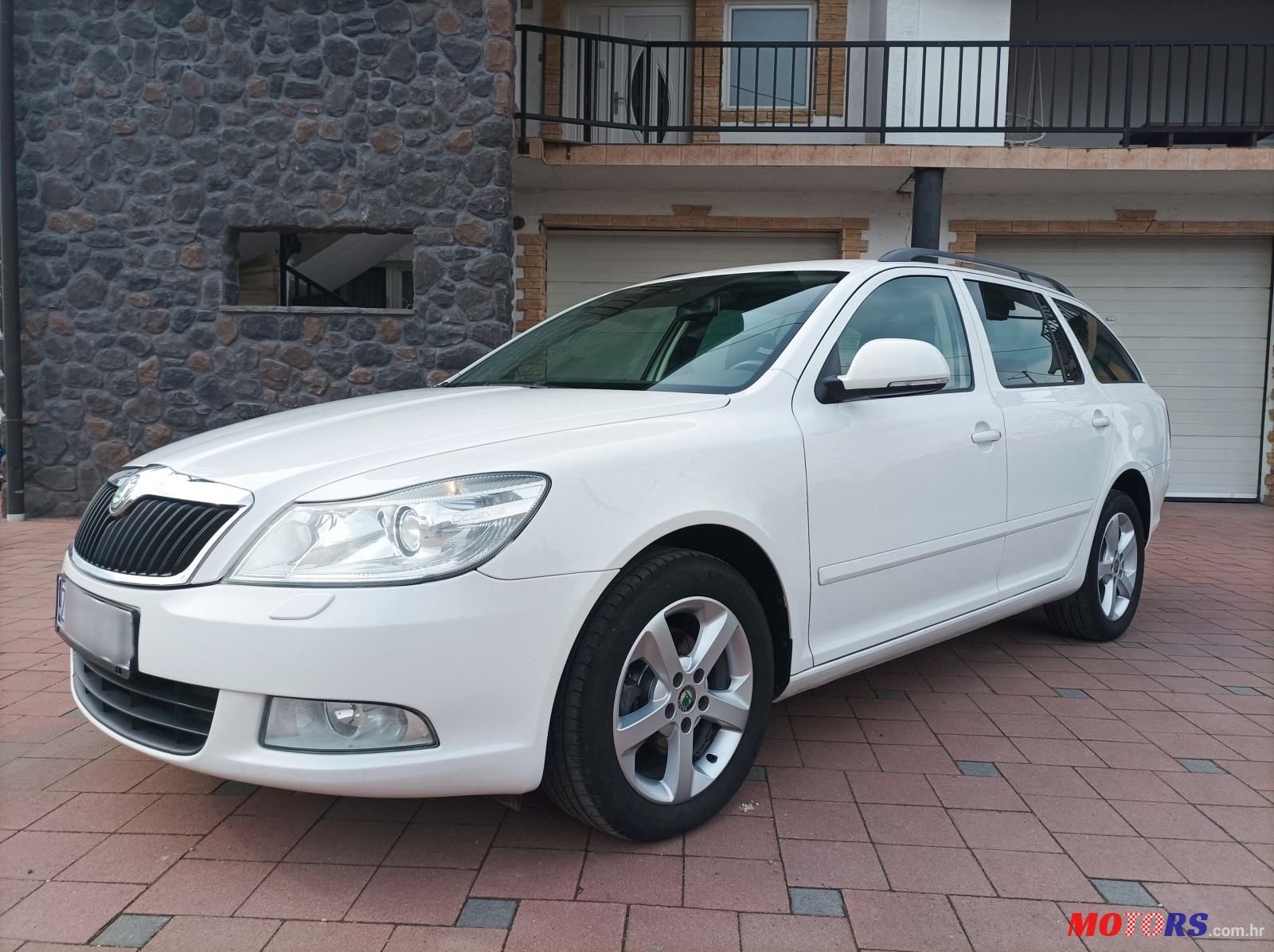 2012' Skoda Octavia Combi photo #1