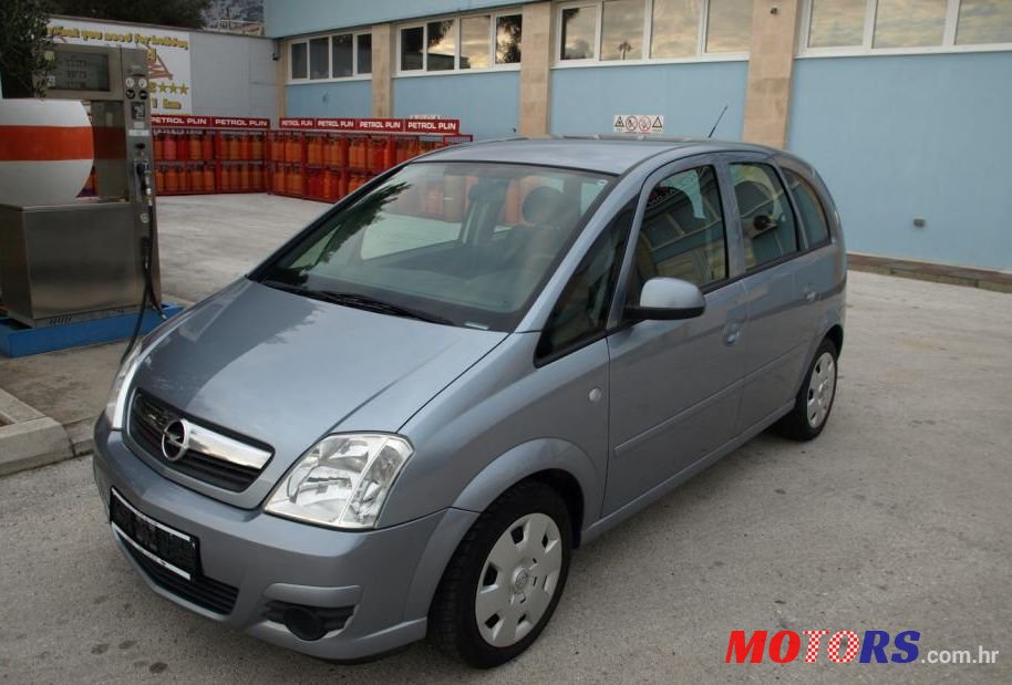 2006' Opel Meriva 1,3 Cdti photo #1