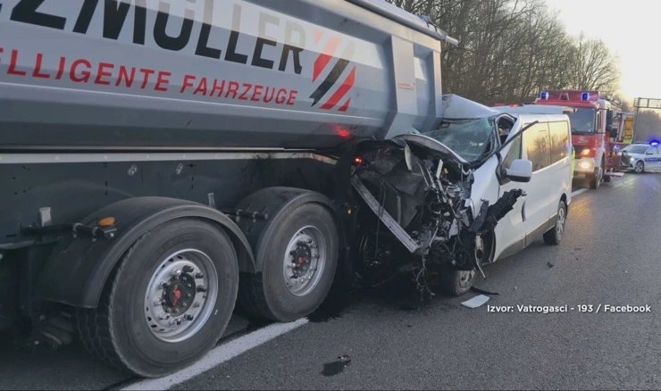 Teška prometna nesreća na A1; ozlijeđeno petero ljudi