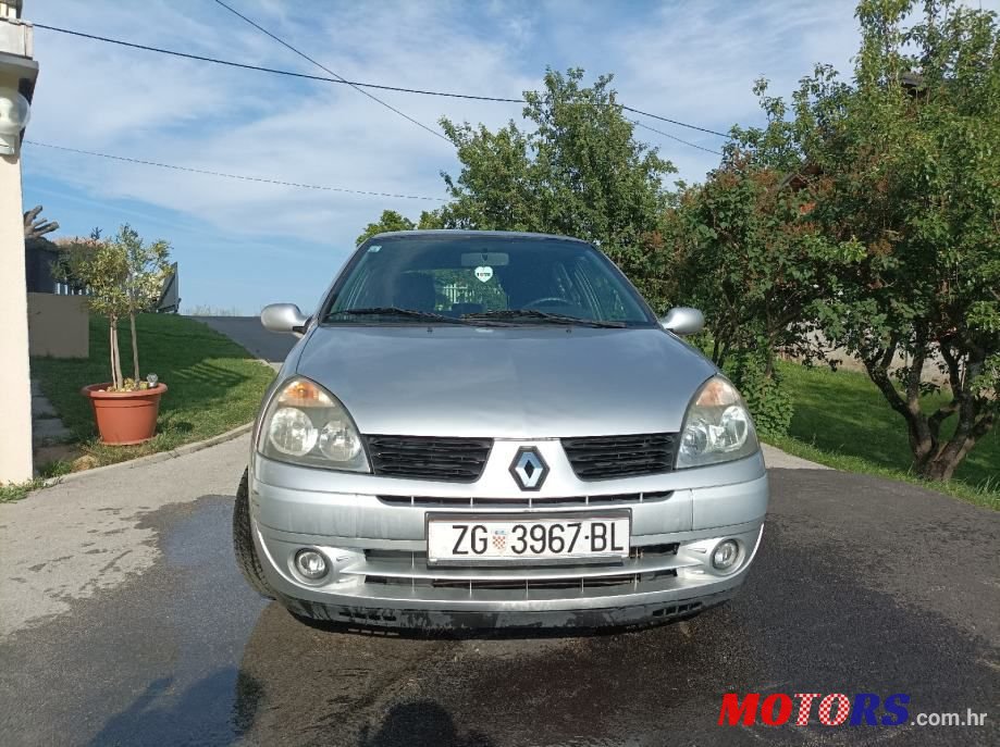 2006' Renault Clio 1,5 Dci photo #2