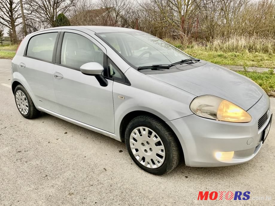 2007' Fiat Grande Punto photo #1
