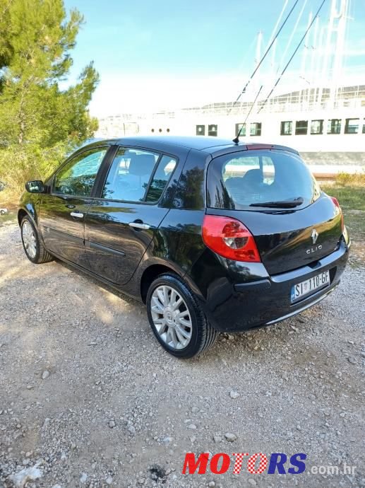 2007' Renault Clio 1,2 16V photo #1