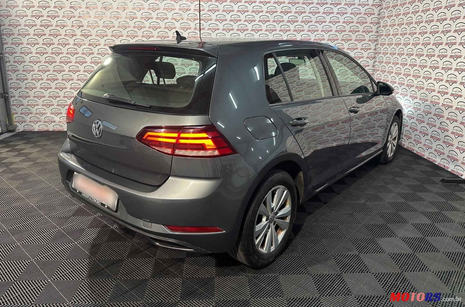 2018' Volkswagen Golf VII 1,0 Tsi photo #6