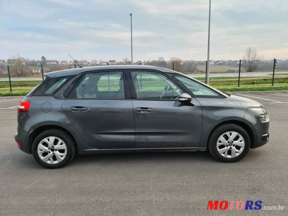 2015' Citroen C4 Picasso photo #6