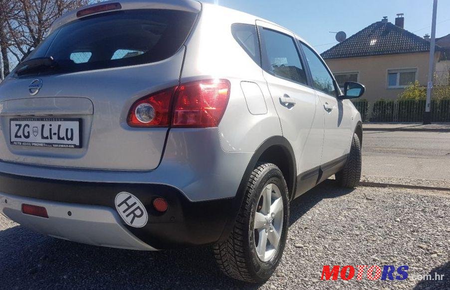 2009' Nissan Qashqai 1,6 16V photo #1