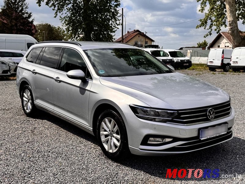 2021' Volkswagen Passat Variant photo #5