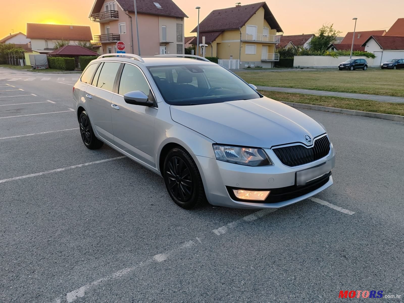 2014' Skoda Octavia Combi photo #2