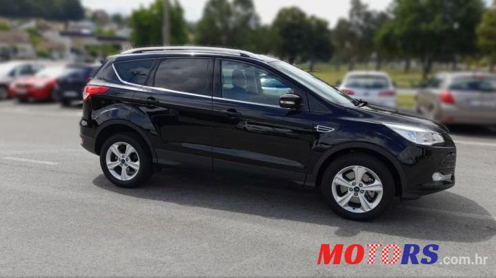 2016' Ford Kuga photo #3
