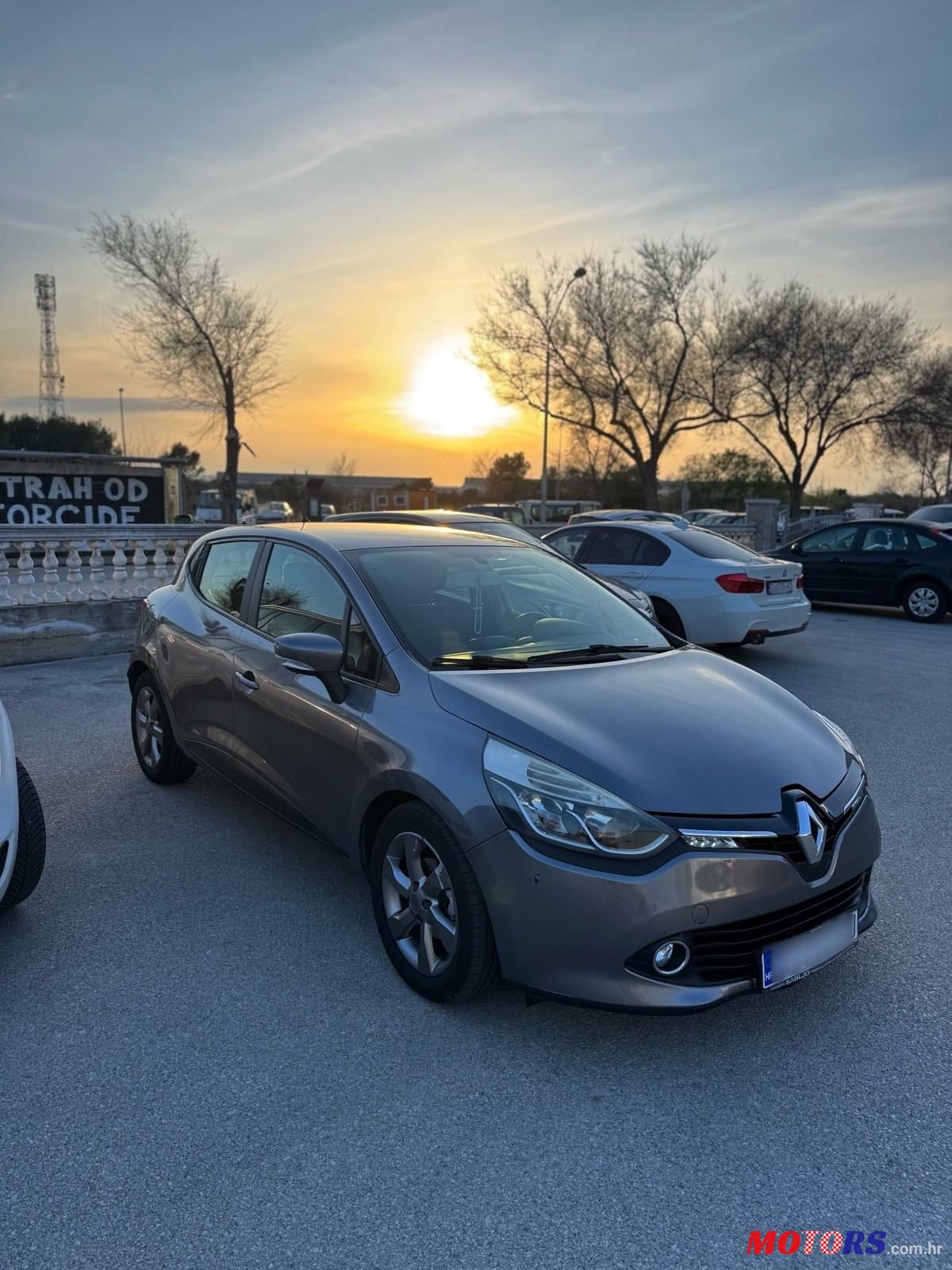 2014' Renault Clio 1.5 Dci photo #1