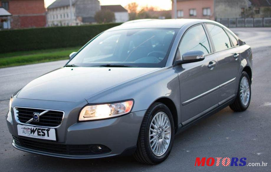2008' Volvo S40 1,6 D photo #1
