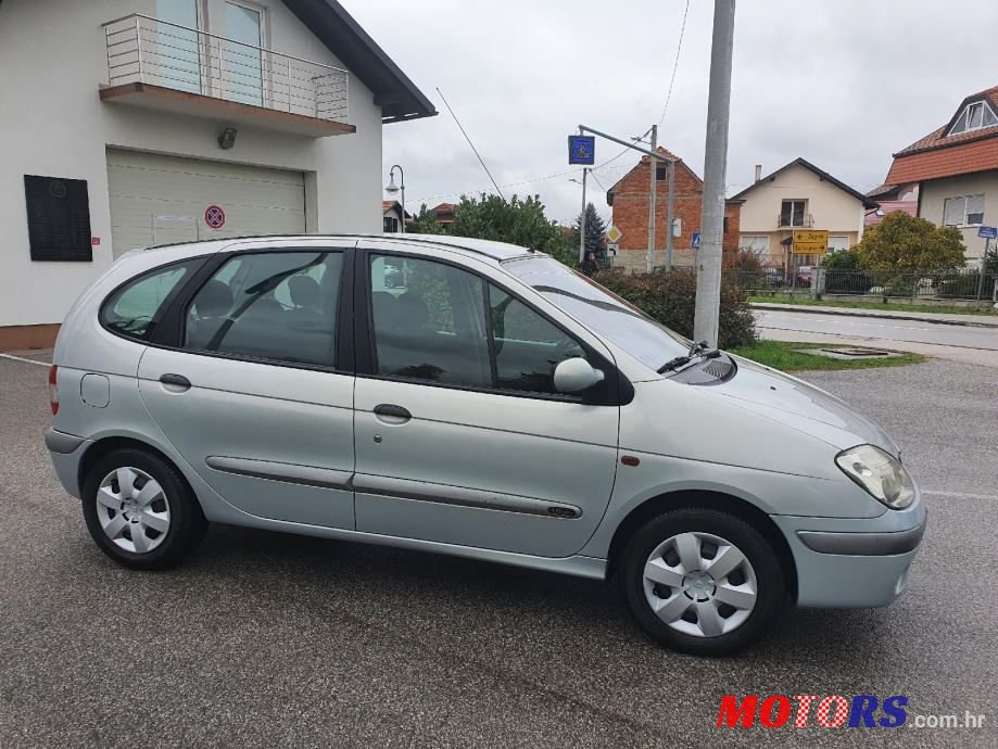 2001' Renault Scenic photo #4