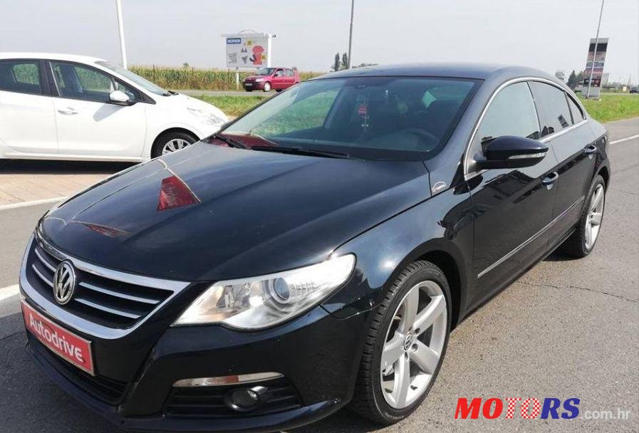 2009' Volkswagen Passat 2,0 Tdi photo #2