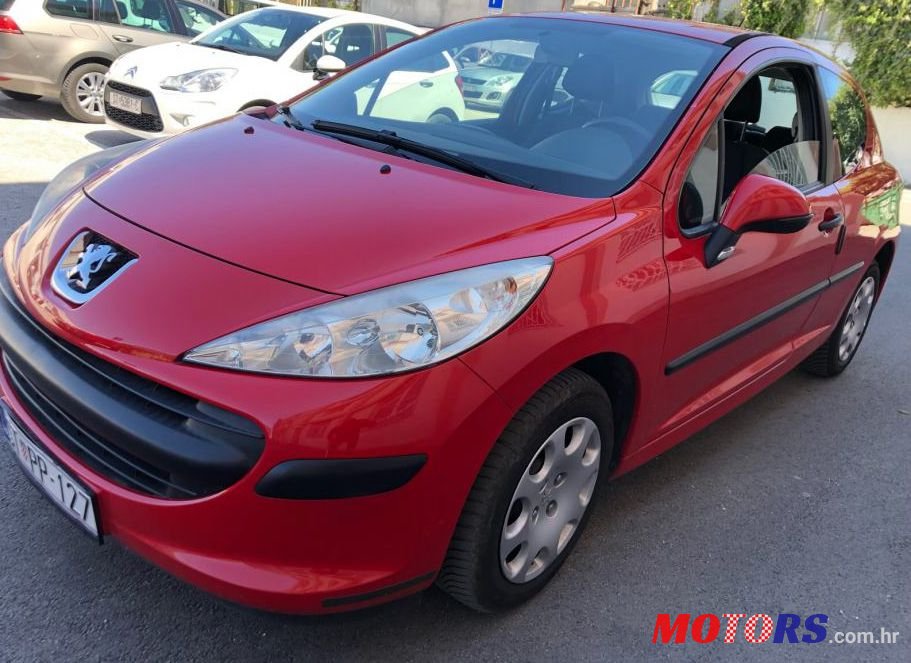 2007' Peugeot 207 1,4 photo #1
