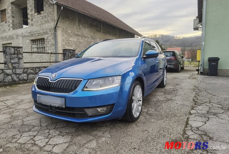 2016' Skoda Octavia Combi photo #3