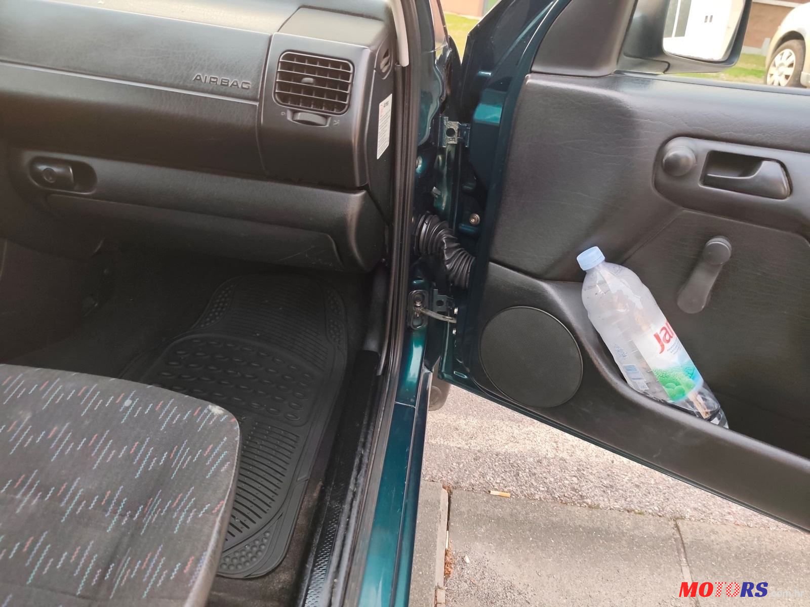 1996' Volkswagen Golf III Cl D photo #4