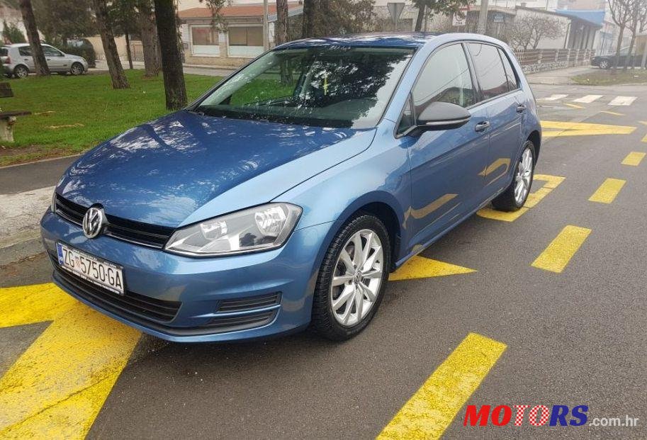 2013' Volkswagen Golf VII photo #1