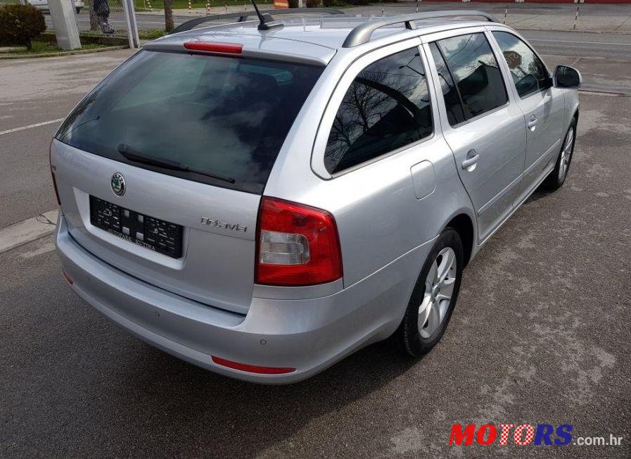 2013' Skoda Octavia Combi 1,6 Tdi photo #1