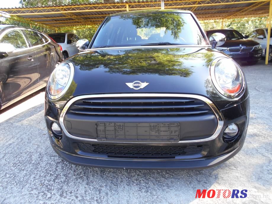 2018' MINI Cooper photo #2