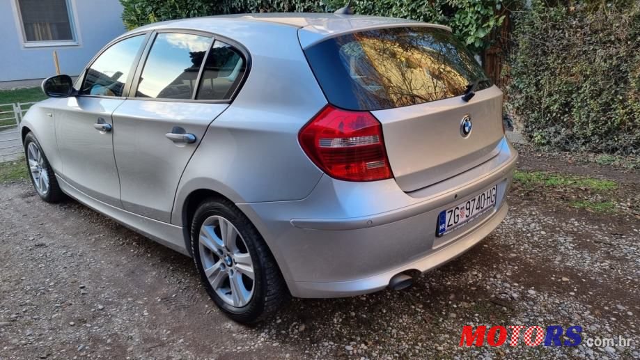2011' BMW Serija 1 118D photo #5