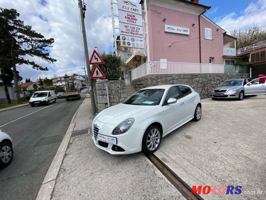 2012' Alfa Romeo Giulietta 2,0 D. N. A photo #1