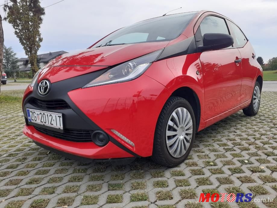 2017' Toyota Aygo 1,0 photo #1