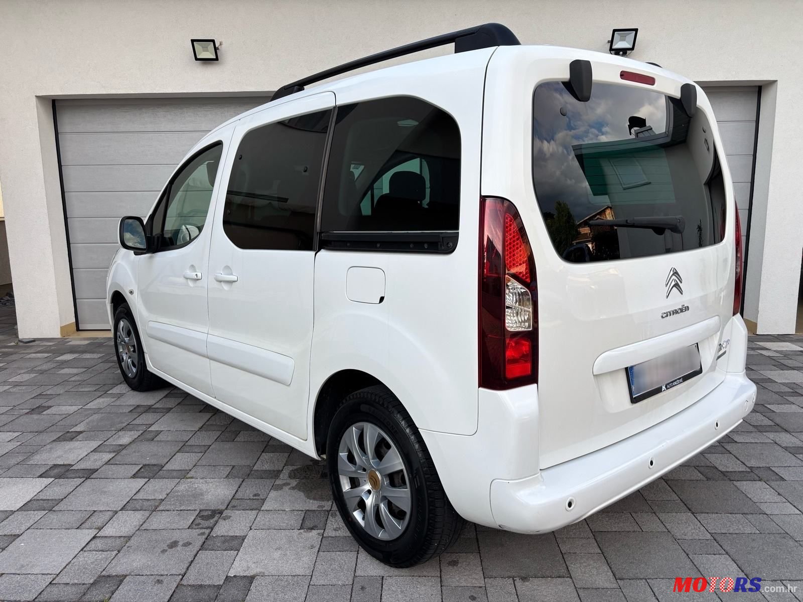 2017' Citroen Berlingo Bluehdi photo #6