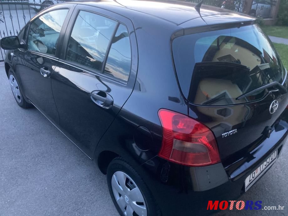 2007' Toyota Yaris 1,0 Vvt-I photo #6
