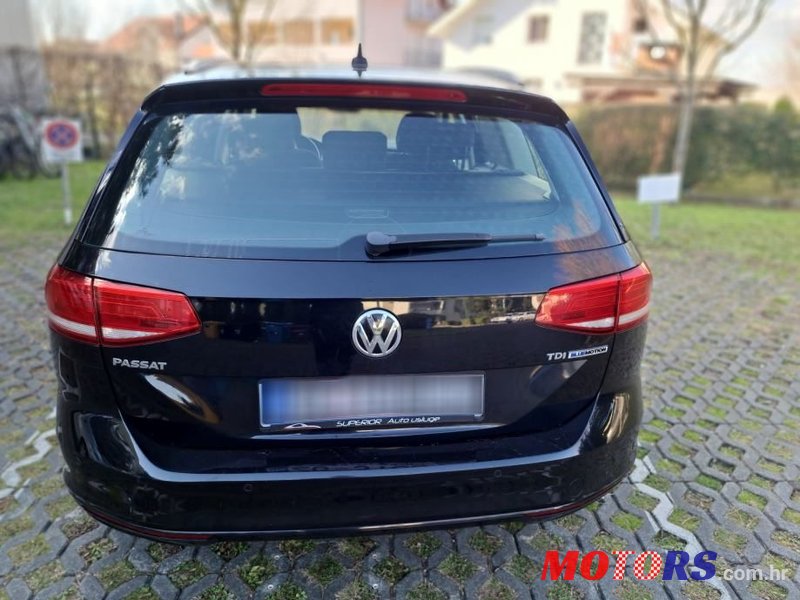 2016' Volkswagen Passat Variant photo #3