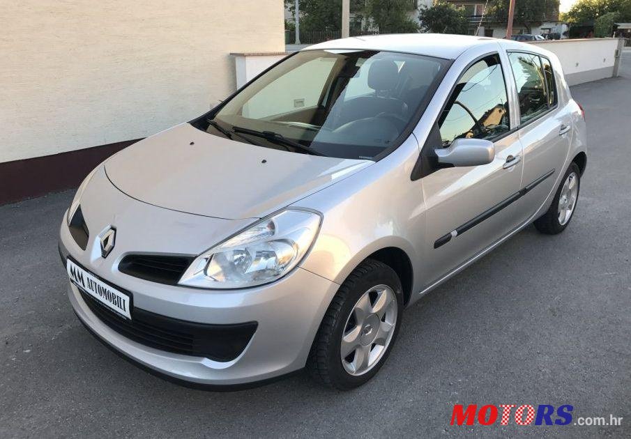 2008' Renault Clio 1,2 16V photo #2
